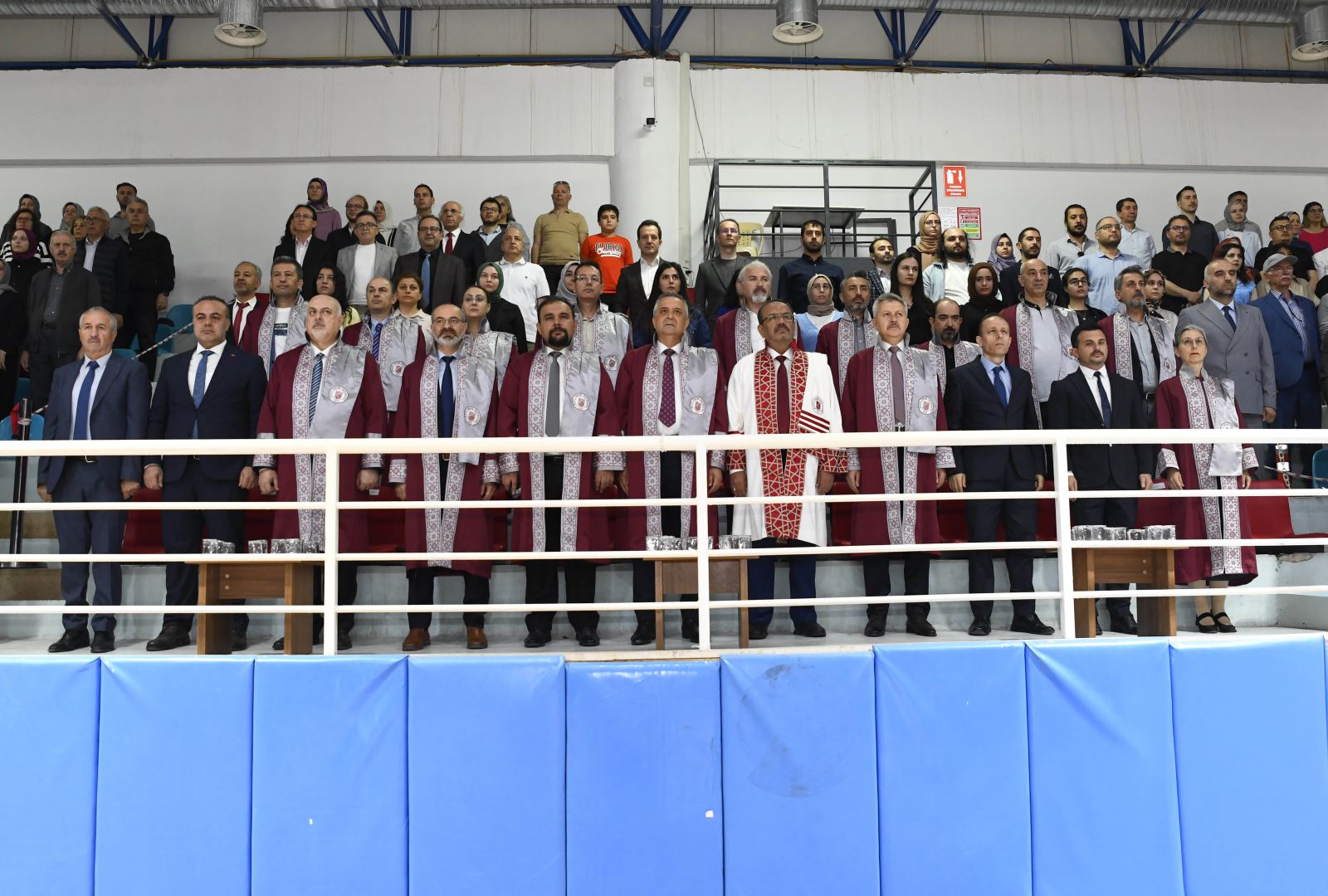 Bilgisayar ve Bilişim Bilimleri Fakültesi İlk Mezunlarını Verdi